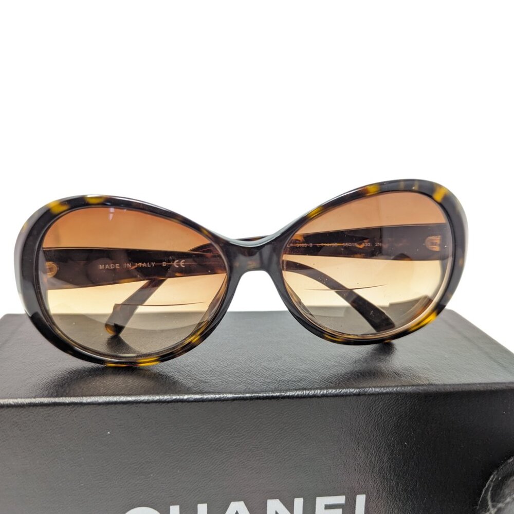 Chanel Interlocking Cc Tortoiseshell Acetate Retr… - image 2